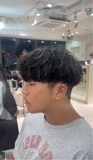 メンズ SALOWIN渋谷caldo店B1所属・岐津公太 メンズ縮毛矯正のプロのヘアスタイル