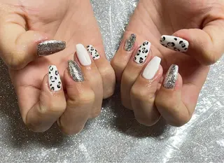 ネイル VIERU 🌈🎀💖のネイルデザイン