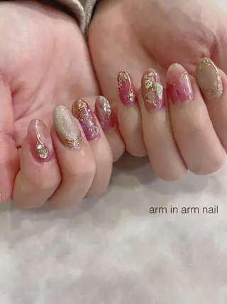 ネイル arm in arm ︎✿Yamamotoのマツエク・マツパデザイン