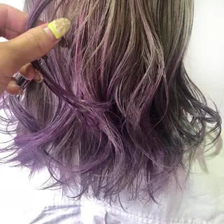 ミディアム カラー ベージュ/インナー カラー🤍Rieのヘアスタイル