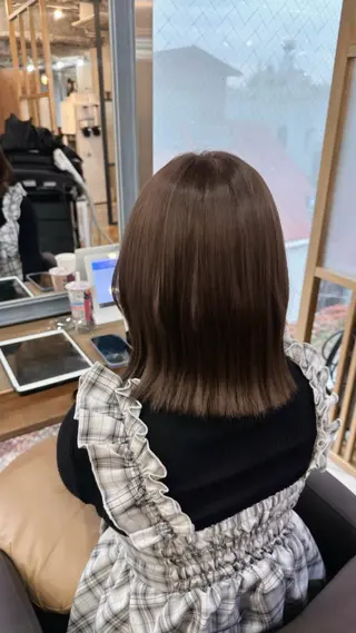 ミディアム 加藤 杏のヘアスタイル