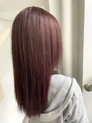 カラー miu .のヘアスタイル