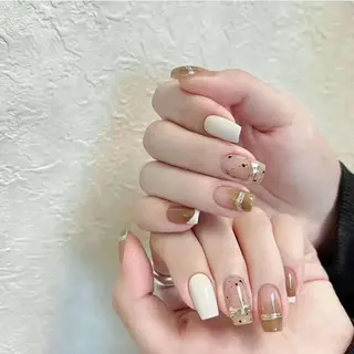 ネイル VIVIAN リサのネイルデザイン