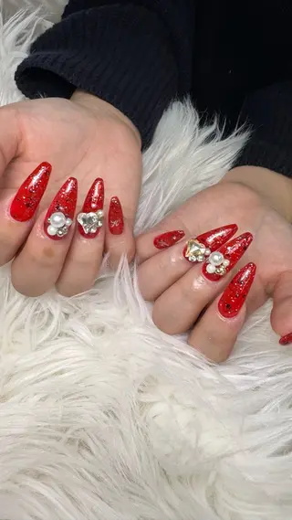 ネイル Allure Yuuのネイルデザイン