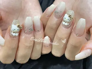 ネイル One Plus Nail Salonのネイルデザイン