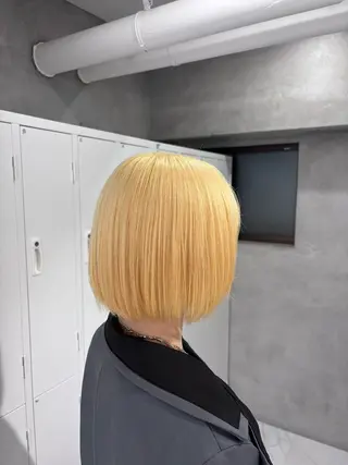 ショート カラー 心愛/天神/レイヤー /透明感カラー/艶髪のヘアスタイル