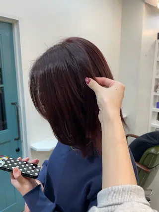 ミディアム 井川 夏乃のヘアスタイル