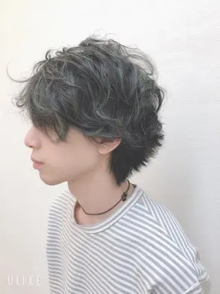 ショート フェアリーテイル所属・吉田 典弘のヘアスタイル