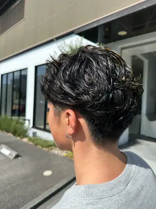 パーマ メンズ la vie BEAUTE est所属・川上 美砂のヘアスタイル