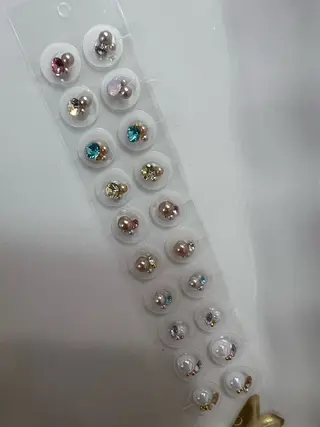 Luminous ⭐︎のネイルデザイン