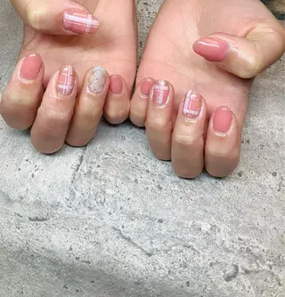 ネイル 横尾 麻里のネイルデザイン