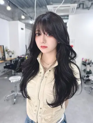 ロング kiti SAKAE所属・のり/顔まわり/韓国 /レイヤーカットのヘアスタイル
