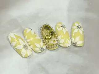 ネイル Lusso Nozomiのネイルデザイン