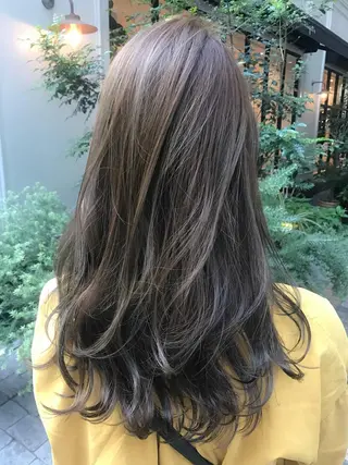 セミロング LOMA🇰🇷 銀座クボタのヘアスタイル