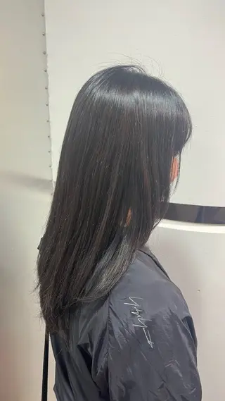 セミロング 縮毛矯正.ブロー / Hikaruのヘアスタイル