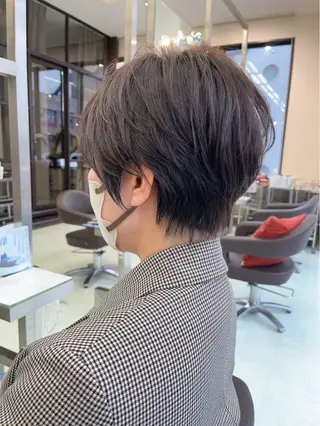 ショート カラー 新井優馬/再現性◎・ 似合わせ重視のヘアスタイル