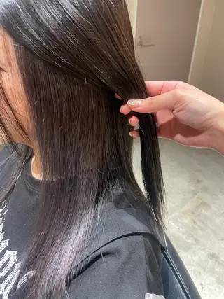 セミロング n i r .所属・渡部 円のヘアスタイル