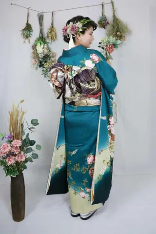 ヘアアレンジ scinrire サンリールのマツエク・マツパデザイン