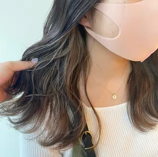 ミディアム カラー ボブ、ミディアム得意 🤍Emmy🤍のヘアスタイル