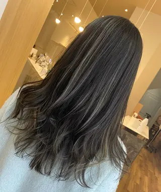 セミロング カラー salowin梅田茶屋町suite所属・ハイトーンヘア/ 島崎　タクミのヘアスタイル