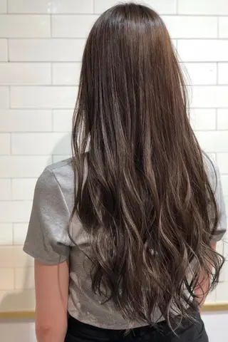 ロング カラー 🤍髪質改善➕透明感 カラー🤍川上葵のヘアスタイル