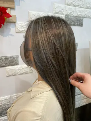 ロング カラー ショートボブ✨️ 池田芽生のヘアスタイル