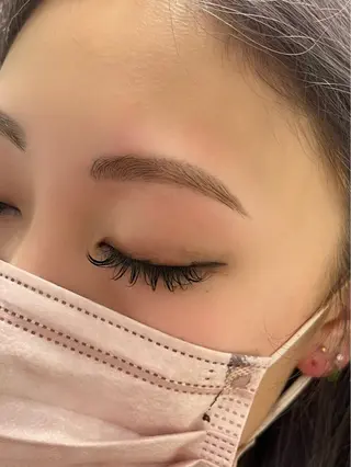 アイブロウ 内堀 花音のマツエク・マツパデザイン