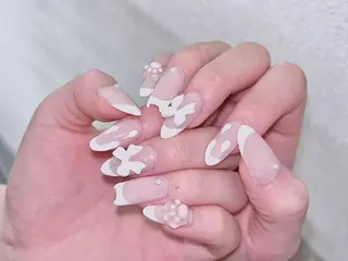 ネイル グロー ネイルのネイルデザイン