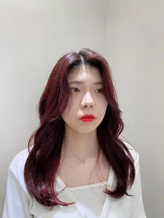 パーマ ロング カラー 中村 友莉夏のヘアスタイル