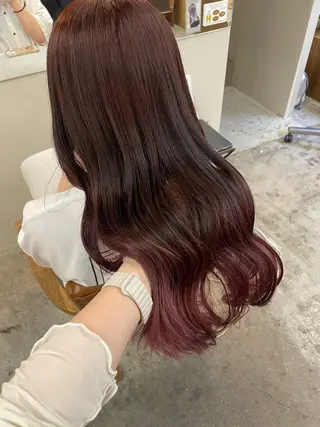 ロング カラー 山下 悠月のヘアスタイル