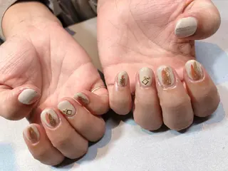 ネイル iiloo aromaworksのネイルデザイン