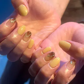 ネイル BeautySalonMIYAVI所属・浅草MIYAVI クミのネイルデザイン