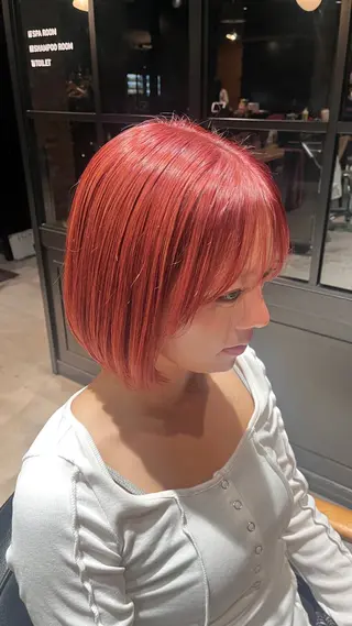 カラー 田中 美月 / ハイトーンカラーのヘアスタイル