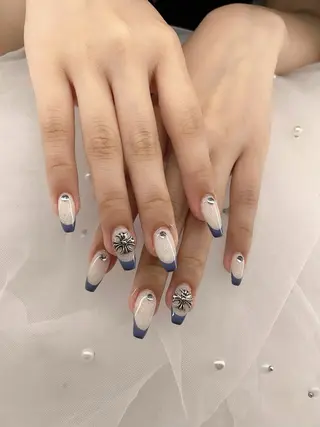 ネイル Lina nail所属・Lunaa 池袋のネイルデザイン