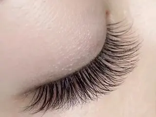 マツエク・マツパ リナ アメ村のマツエク・マツパデザイン