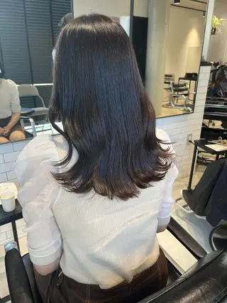 セミロング カラー 透明感/オリーブ/ グレージュ/YUKAのヘアスタイル