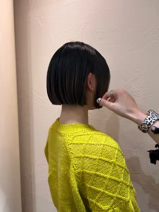 ミディアム 井上 萌のヘアスタイル