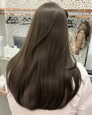 カラー SALOWIN銀座一丁目所属・透明感カラー/レイヤ ーカット🤍miyuのヘアスタイル