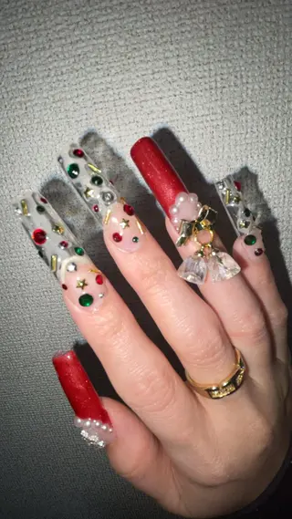 ネイル RICO NAIL所属・RICO Nail パーツつけ放題🌈のネイルデザイン