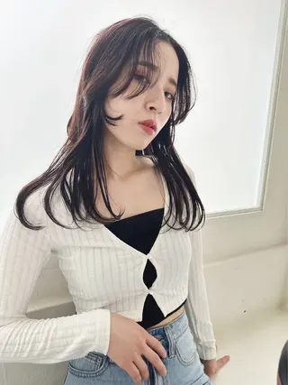 ロング Chere rosso所属・✨頭身浴無料 -chere-金剛店のヘアスタイル