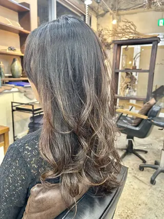 ミディアム カラー LEB所属・下河 宗太のヘアスタイル