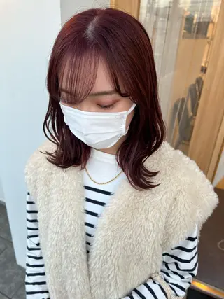 ミディアム 淺井 捺央のヘアスタイル