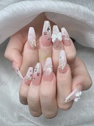 ネイル Lee Nails チップ長さだし専門店のネイルデザイン