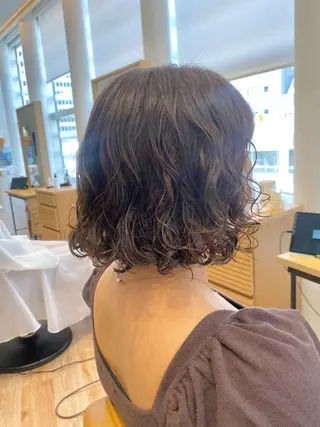 ミディアム パーマ ❤️パーマ美容師✂︎ 井口美緒のヘアスタイル