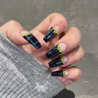 ネイル Chiharu 💫のネイルデザイン