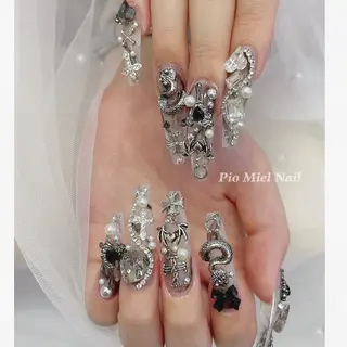 ロング Pio Mielのネイルデザイン