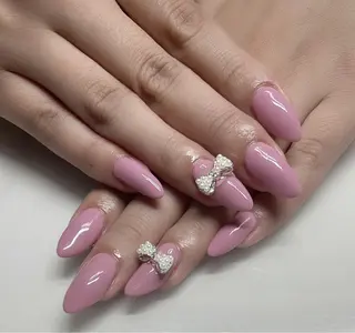 ネイル KARI ネイルサロンのネイルデザイン