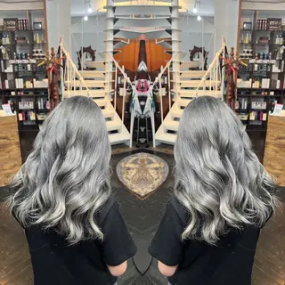 ロング カラー ハイライト/レイヤー /ハイトーン/AOIのヘアスタイル