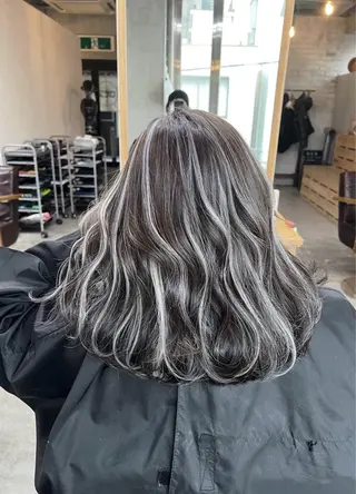 ミディアム カラー ROBIN所属・指名数No.1 /NAOYAのヘアスタイル