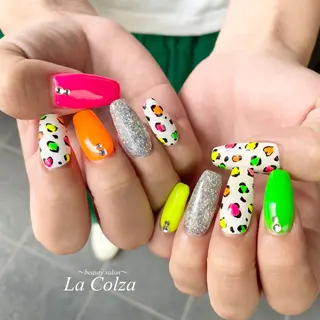 ネイル La Colzaのネイルデザイン